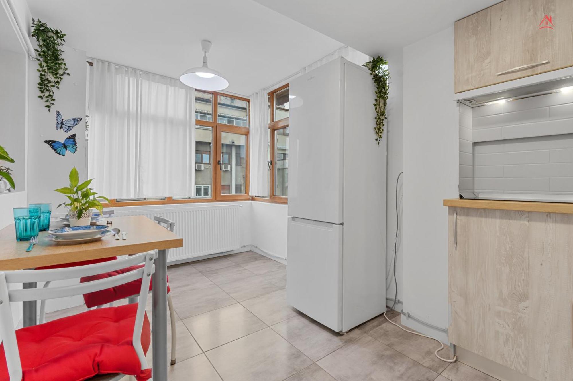 Central Town Cosy Apartment Bucharest Luaran gambar