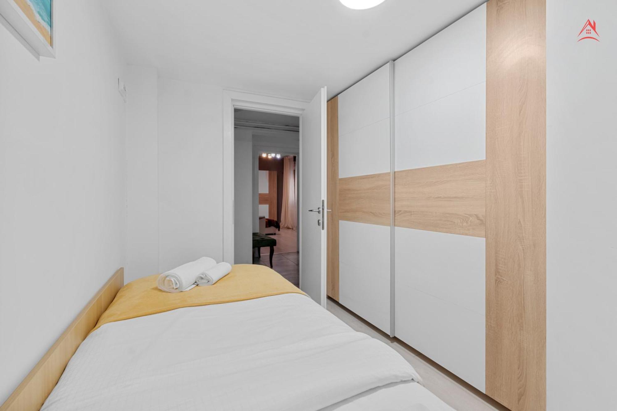 Central Town Cosy Apartment Bucharest Luaran gambar